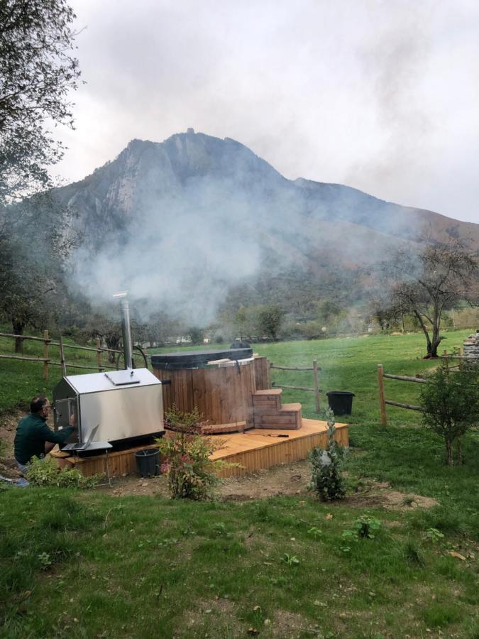 L 'Air D'Aspe Bed & Breakfast Accous Eksteriør bilde